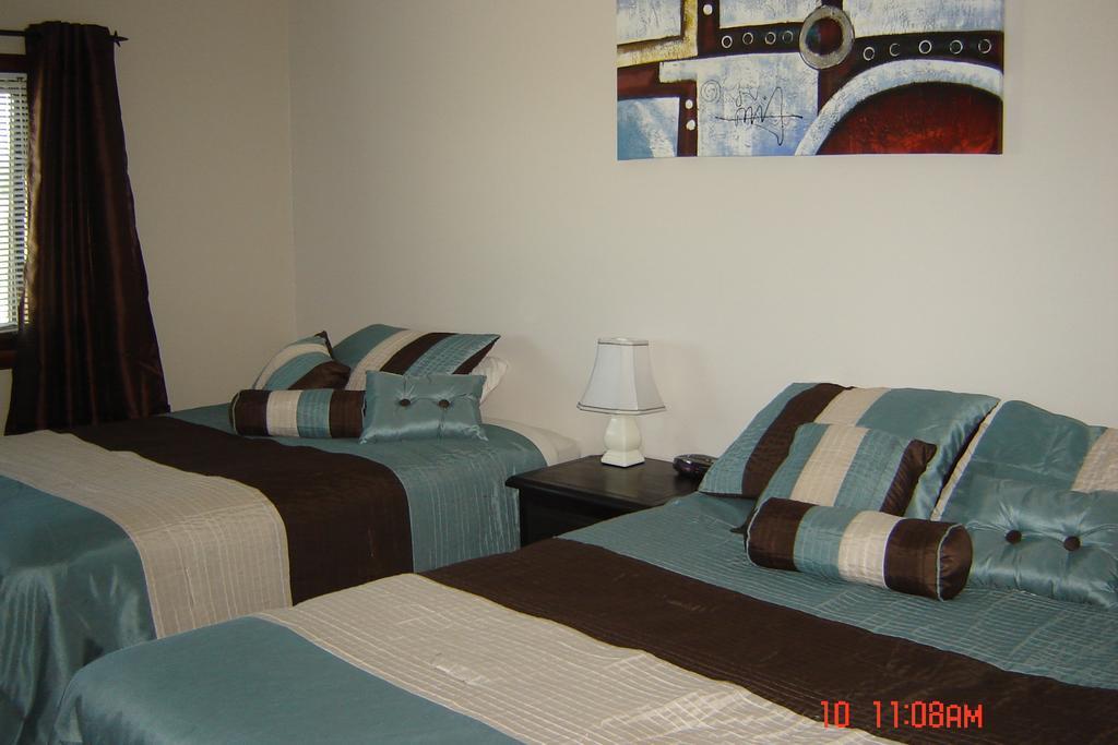 Midway Motel Radisson 객실 사진